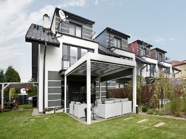 Bioklimatická pergola s otočnými lamelami typ B