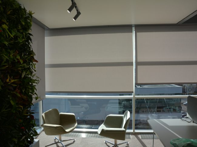 Velkoformátové motorické rolety